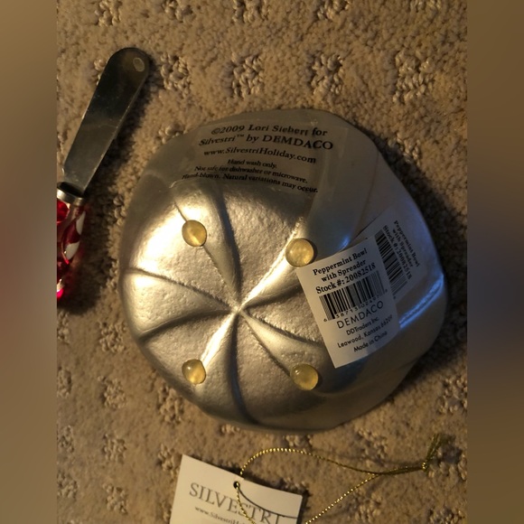 NWT Silvestri Red and White Peppermint Bowl and Spreader Set - Picture 2 of 3